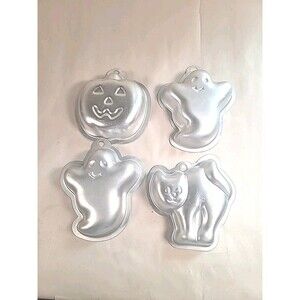 Set Of 4 Vintage Halloween Cake Metal Pans 5 Inch  2 ghosts 1 Pumpkin 1 Cat